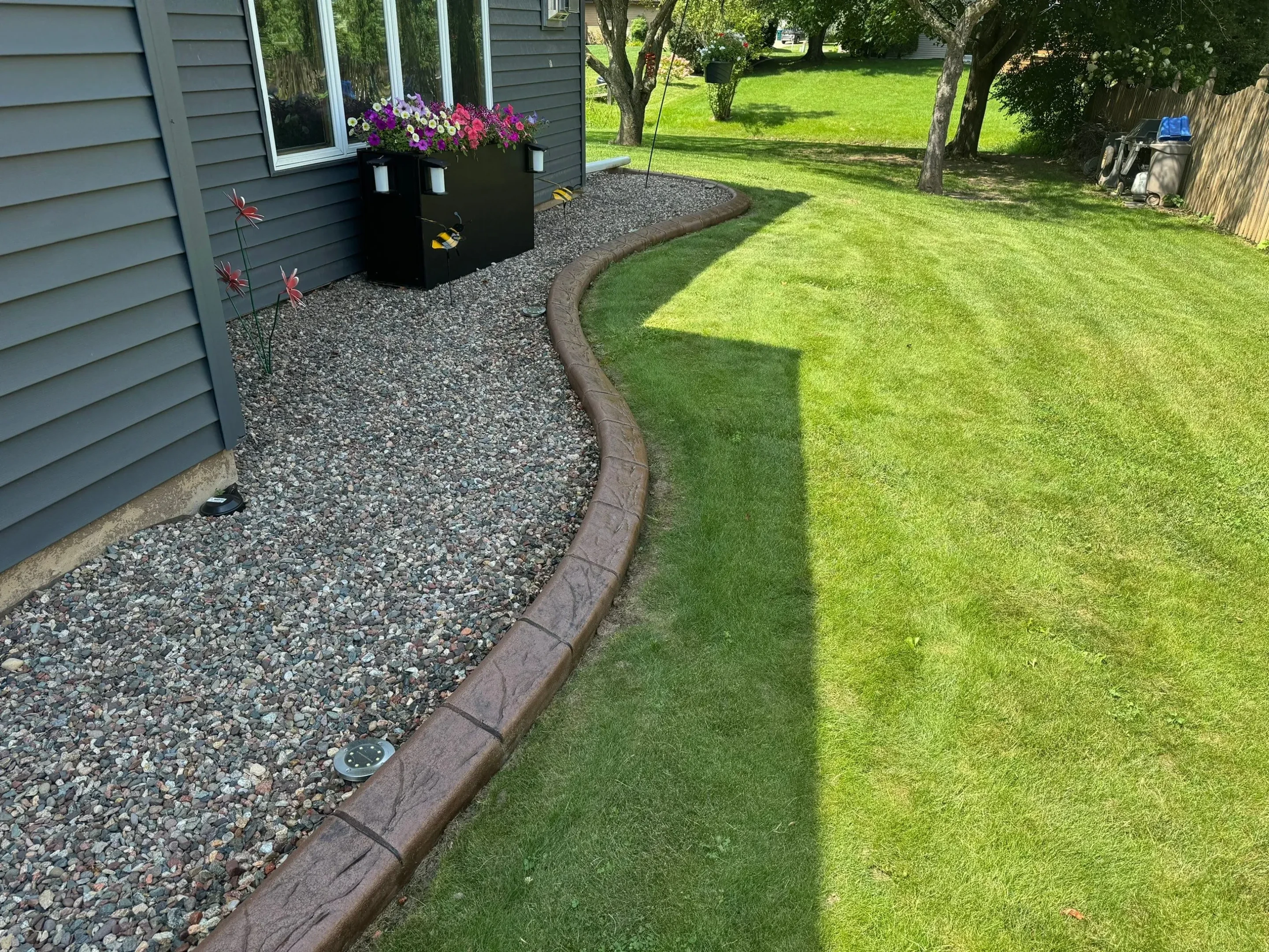 Straight & Curved Curbing
